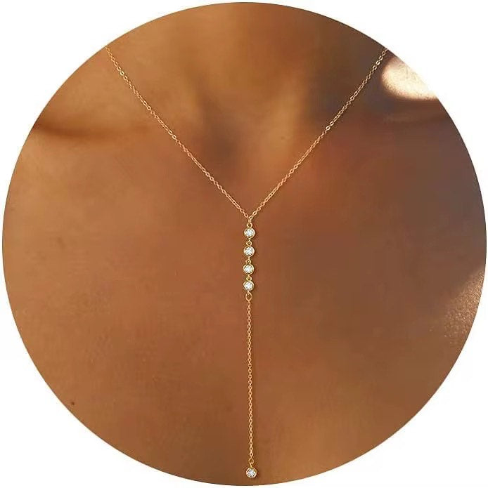 Elara Lariat Necklace
