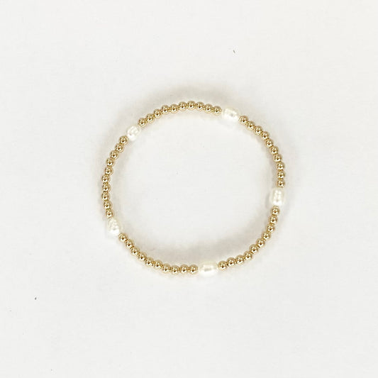 Gold Coast Pearl Bracelets