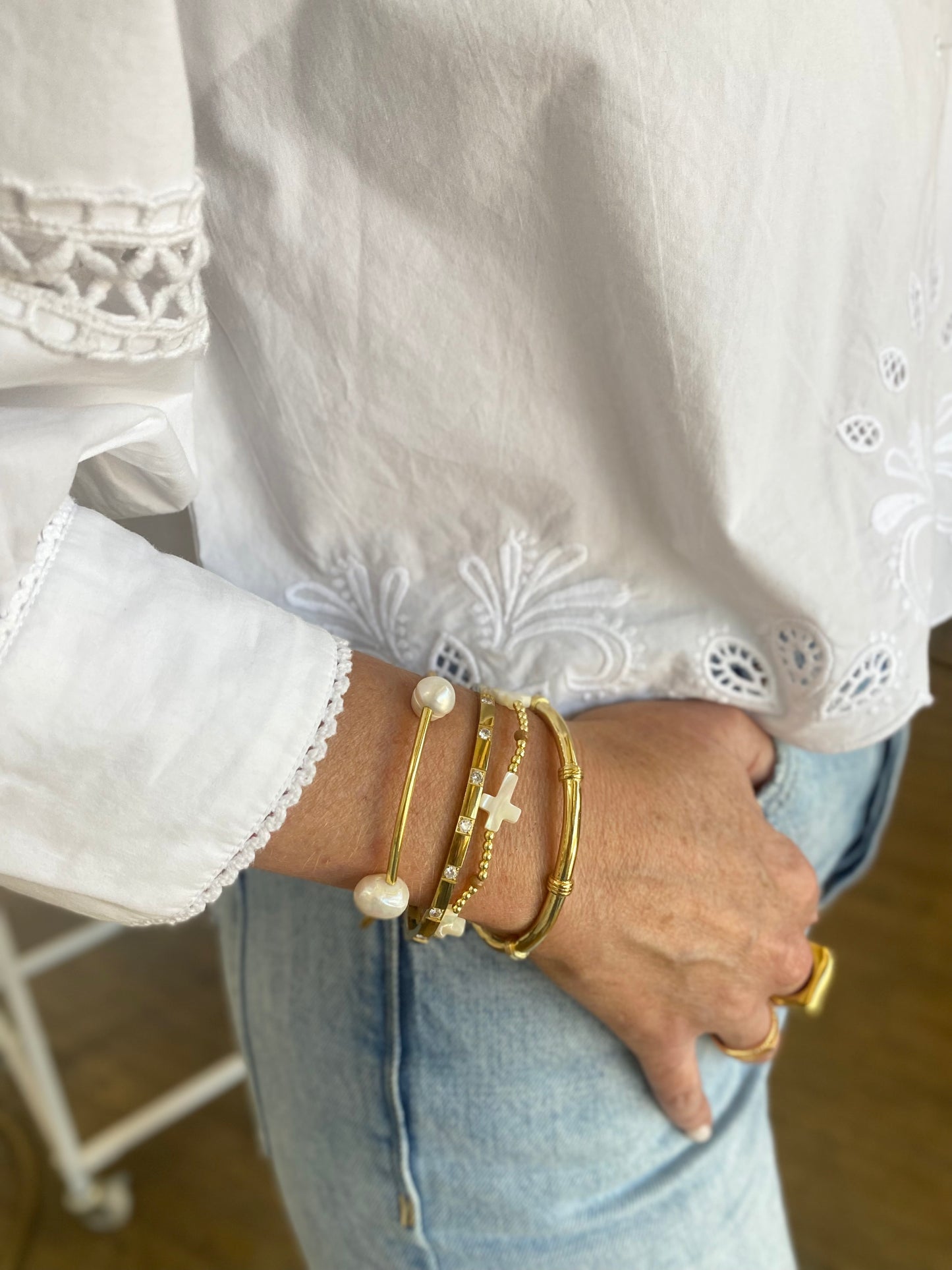 Gold Knot Bangle