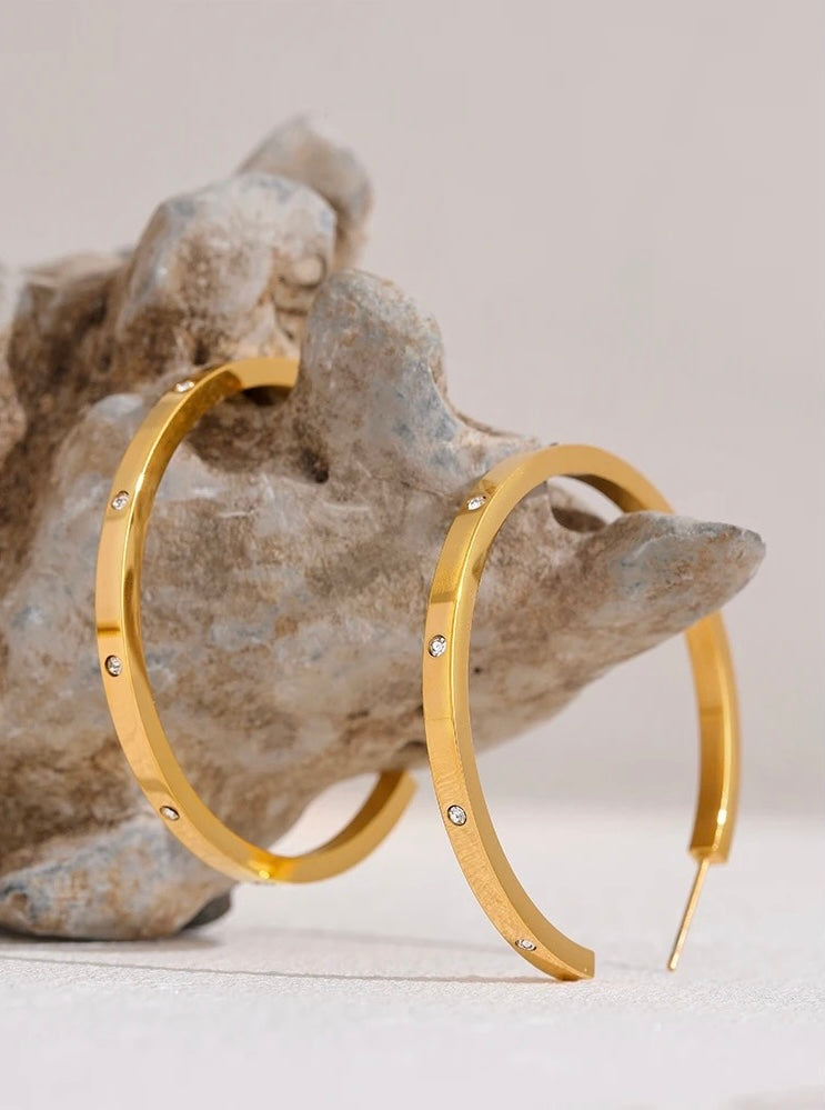CELESTIAL GOLD HOOP