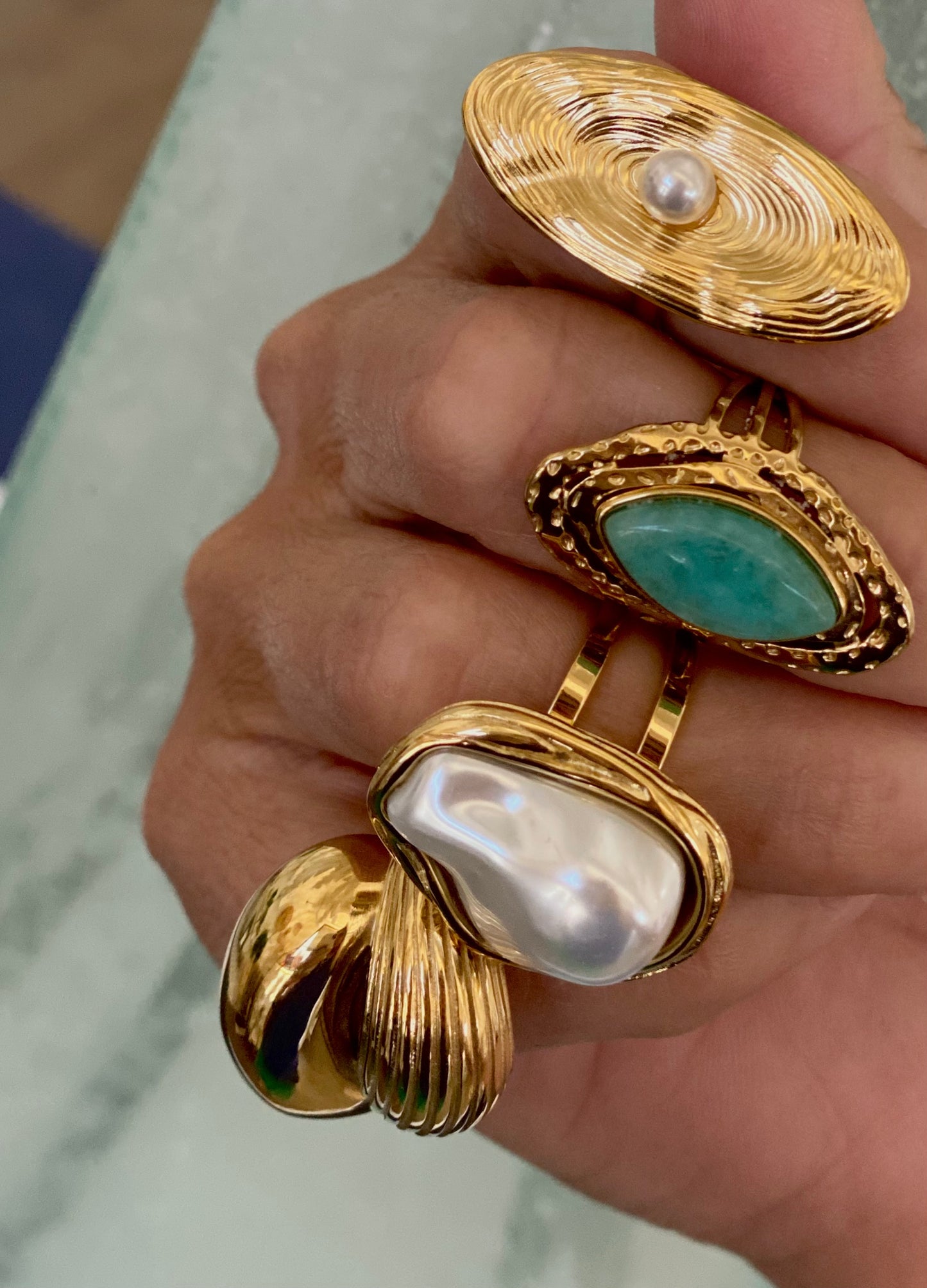 Crossover Island Ring