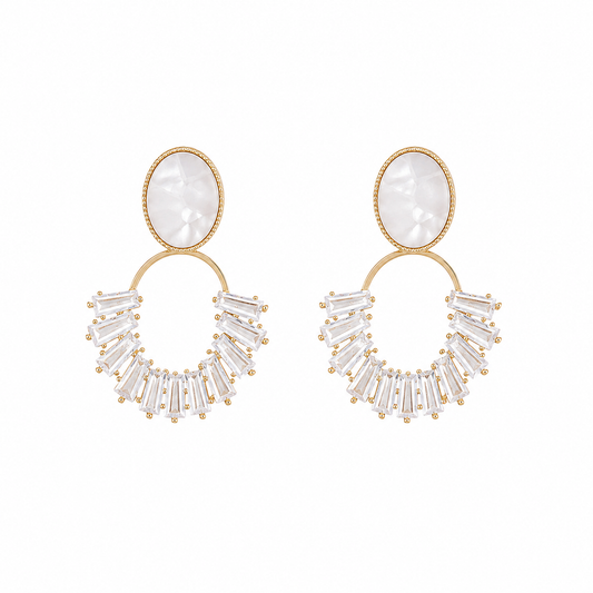 Veronica Dangles