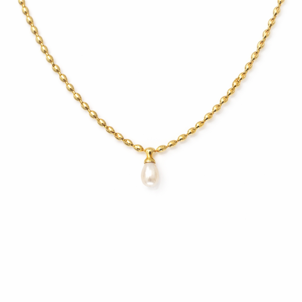 Dainty Pearl Drop Necklace