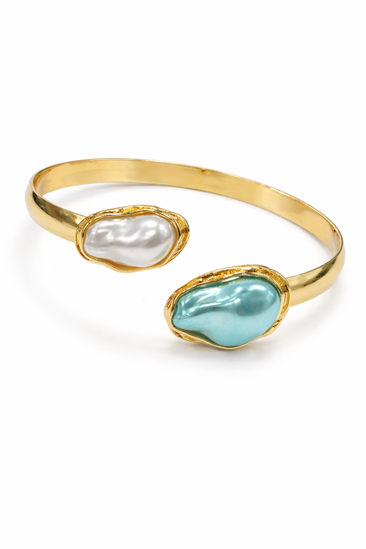 Serenity Shell Bangle