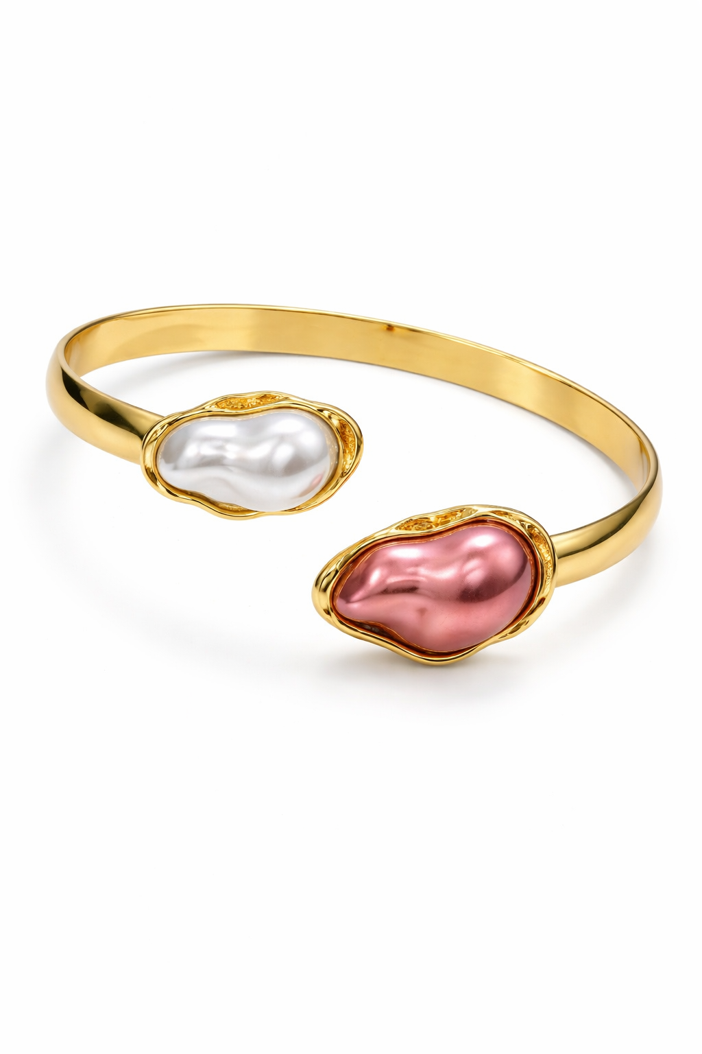 Serenity Shell Bangle