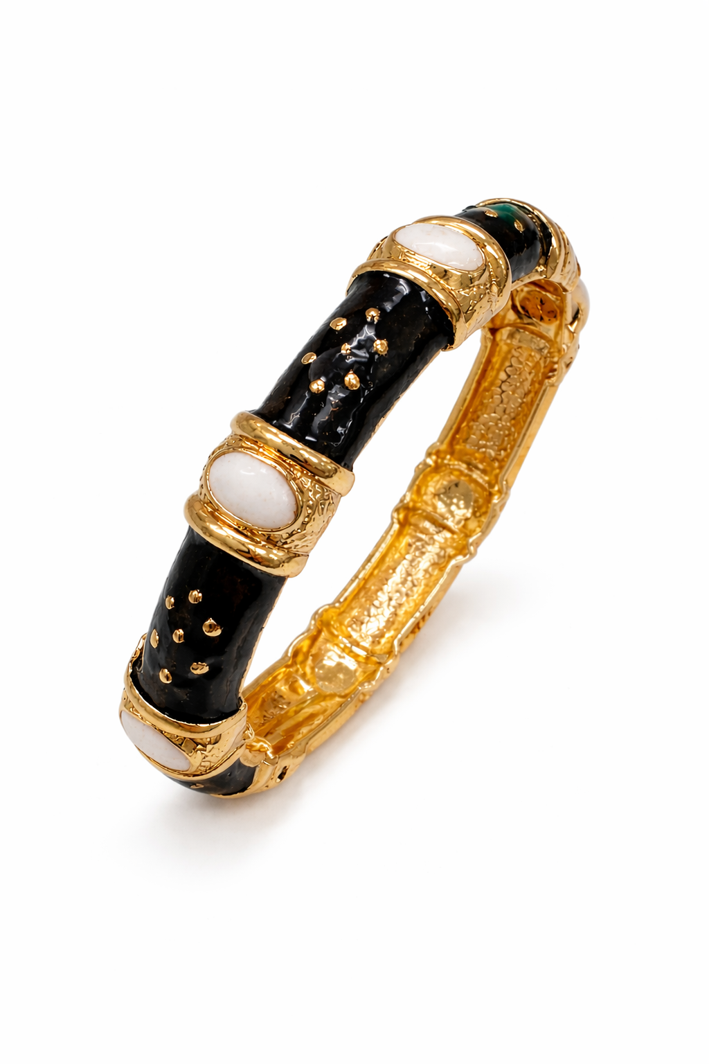 Lola Bangle