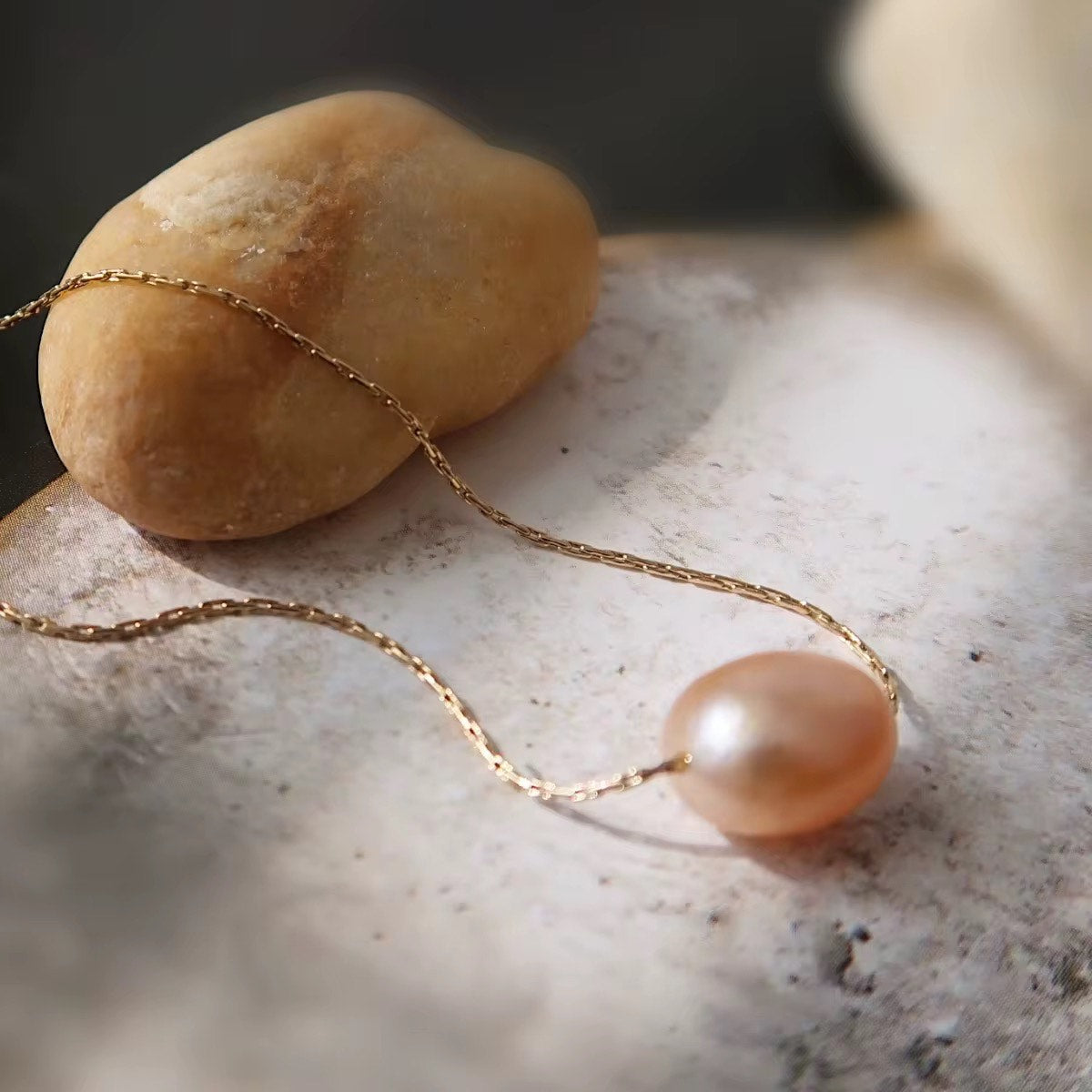 Sole' Luxe Pearl Necklace