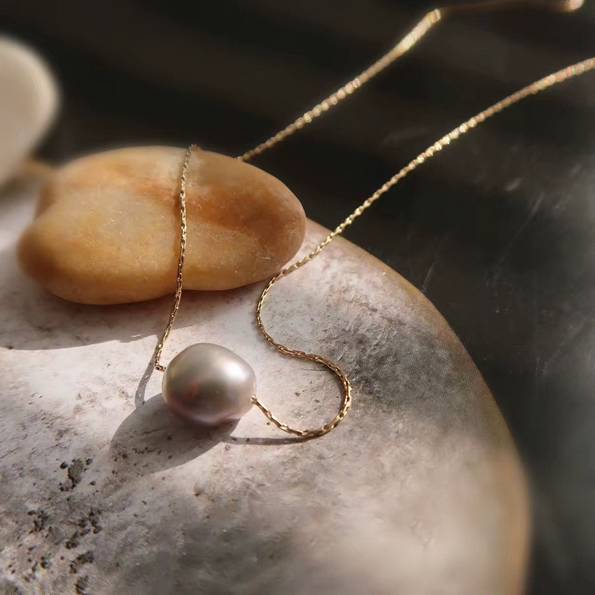 Sole' Luxe Pearl Necklace
