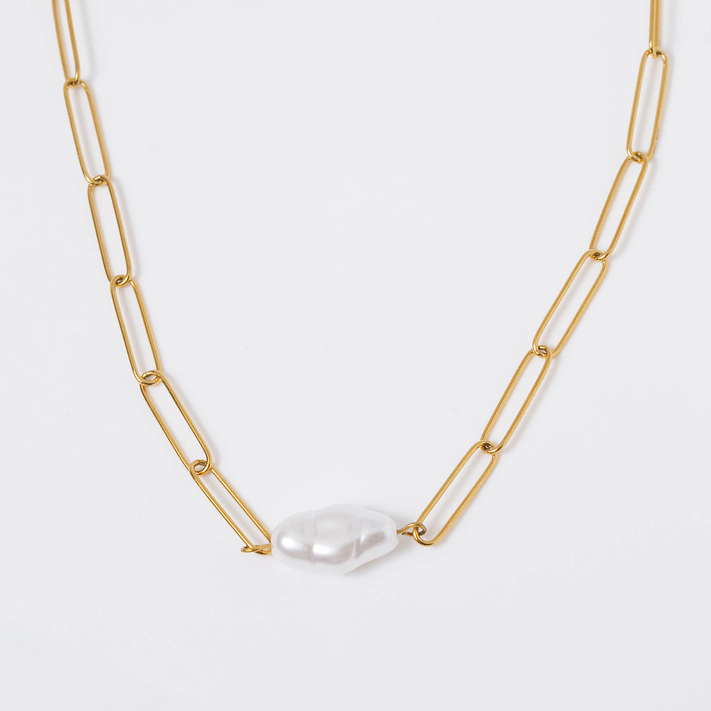 Paperclip Freshwater Pearl Necklace