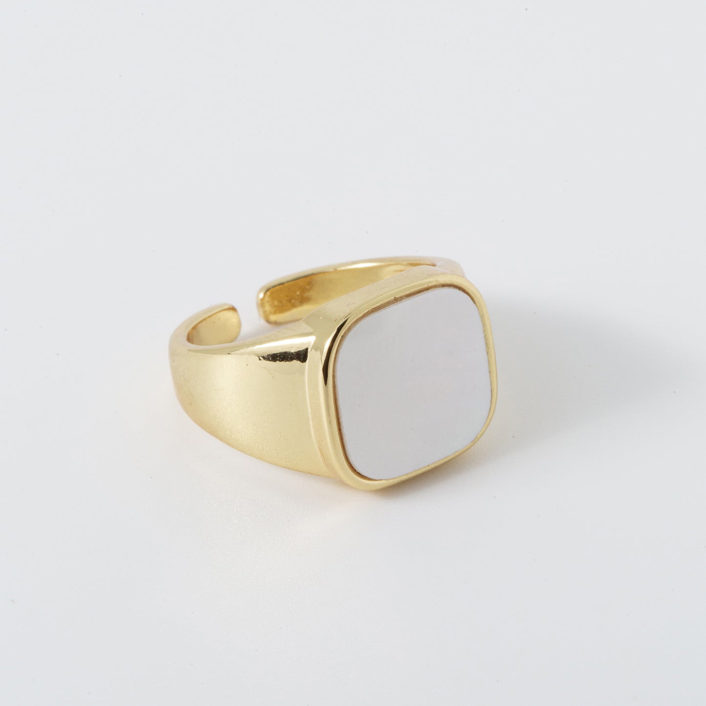 Mother of Pearl Dinner Ring