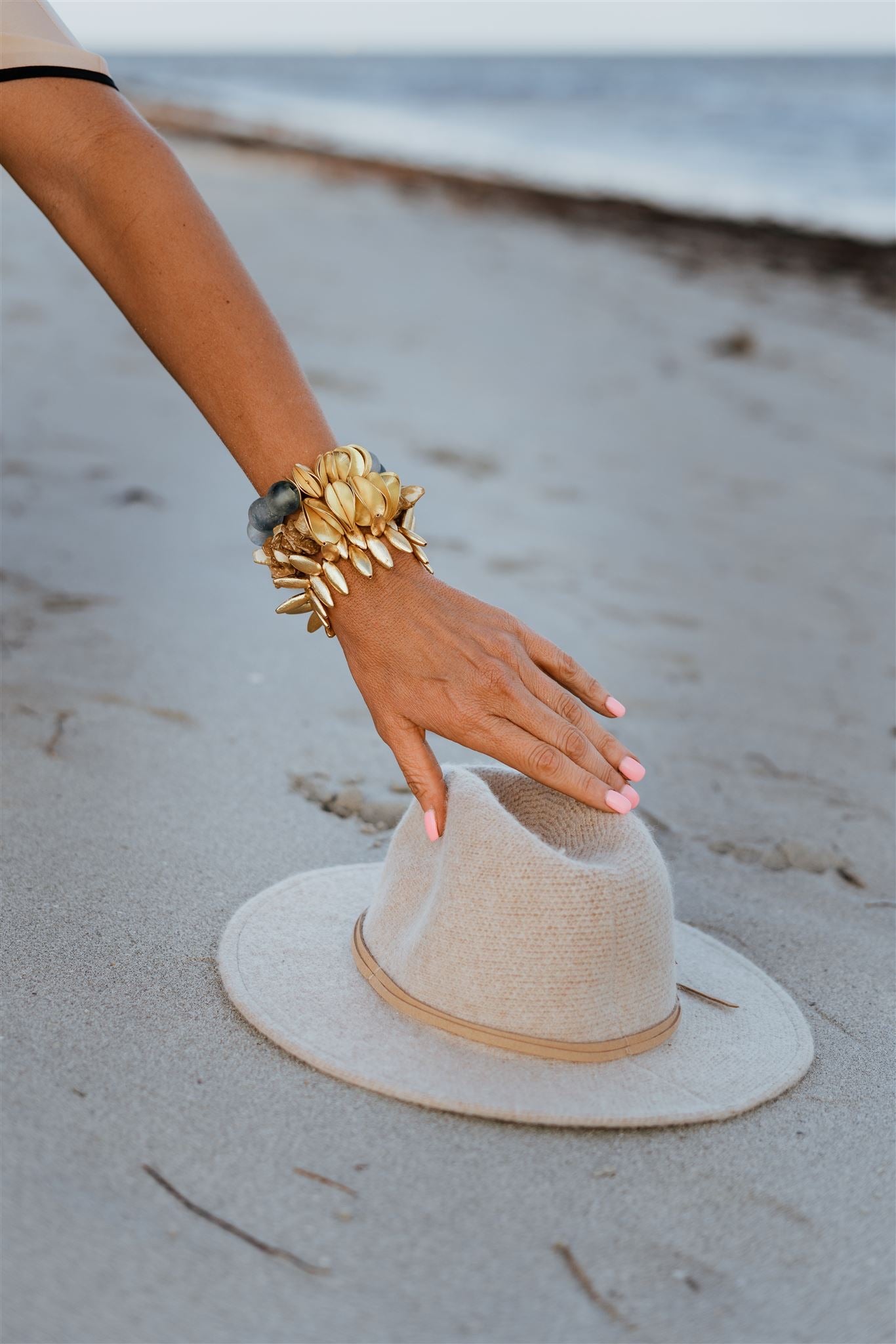 Gold Teardrop Bracelet